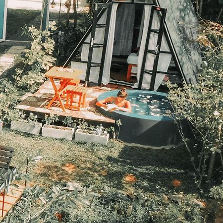 The We2 "Wildwood Elegance Escape" Bed & Breakfast Induruwa Exterior photo