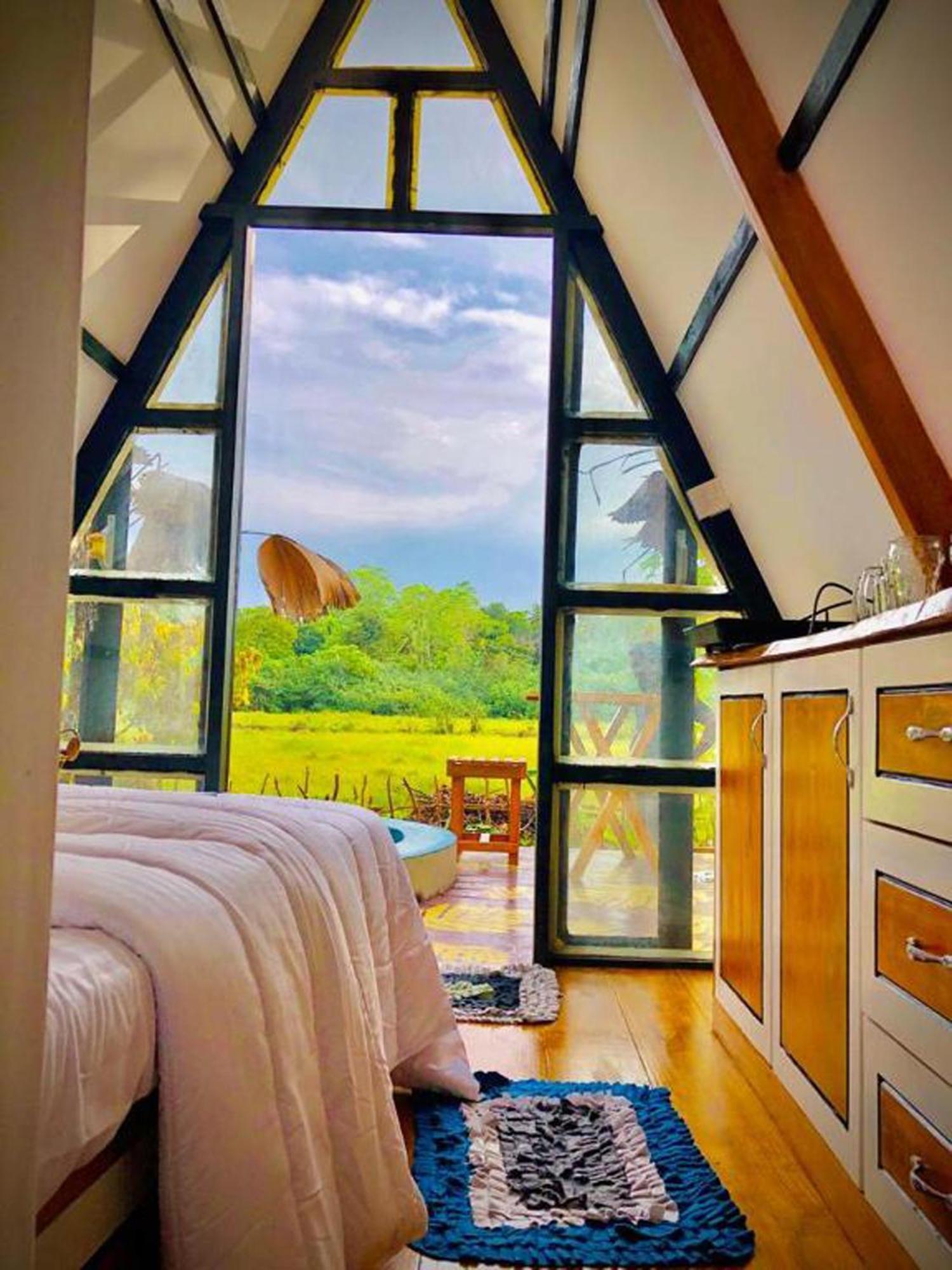 The We2 "Wildwood Elegance Escape" Bed & Breakfast Induruwa Exterior photo